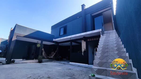Casa Excelente Acabamento à 100 Metros do Mar em Matinhos/PR