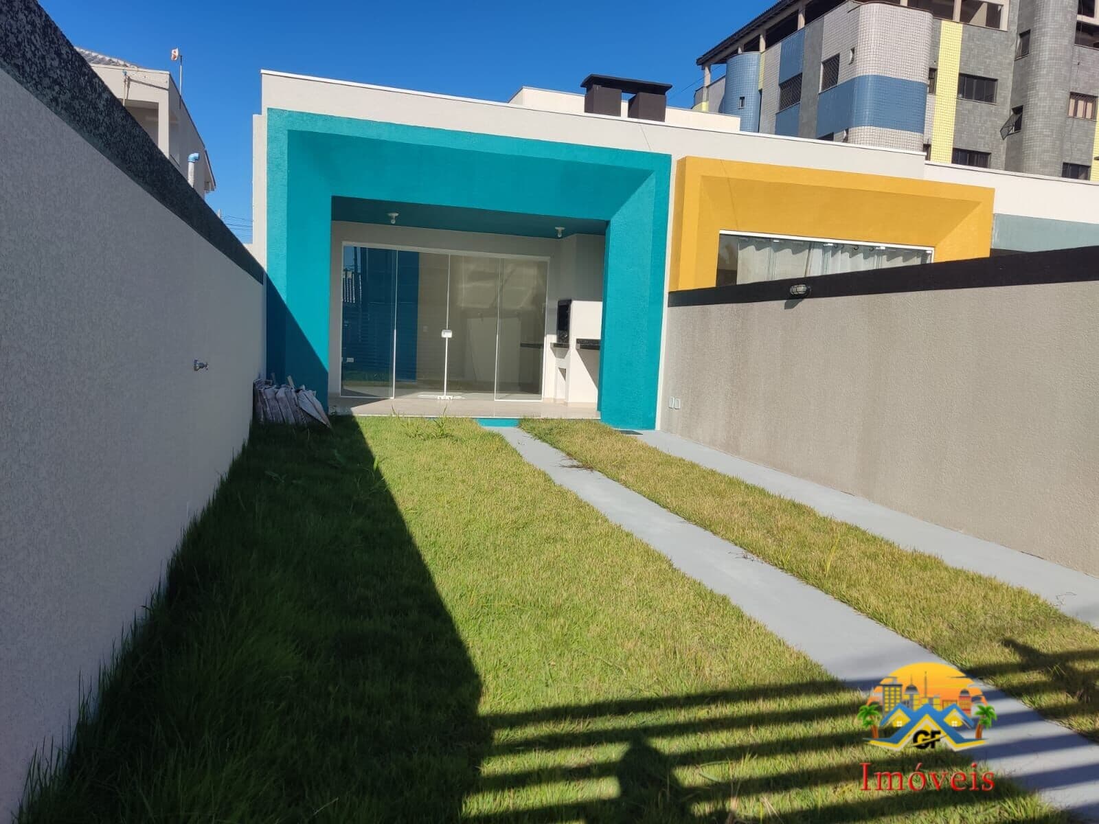 Casa Nova à Poucos passos do Mar - Balneário Perequê em Matinhos/PR