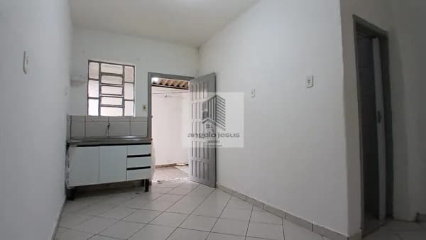 Casa 01 Quarto, Sala e Cozinha.