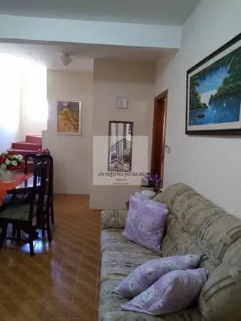 Sobrado 164m², 03 Dormitórios, 03 Vagas.