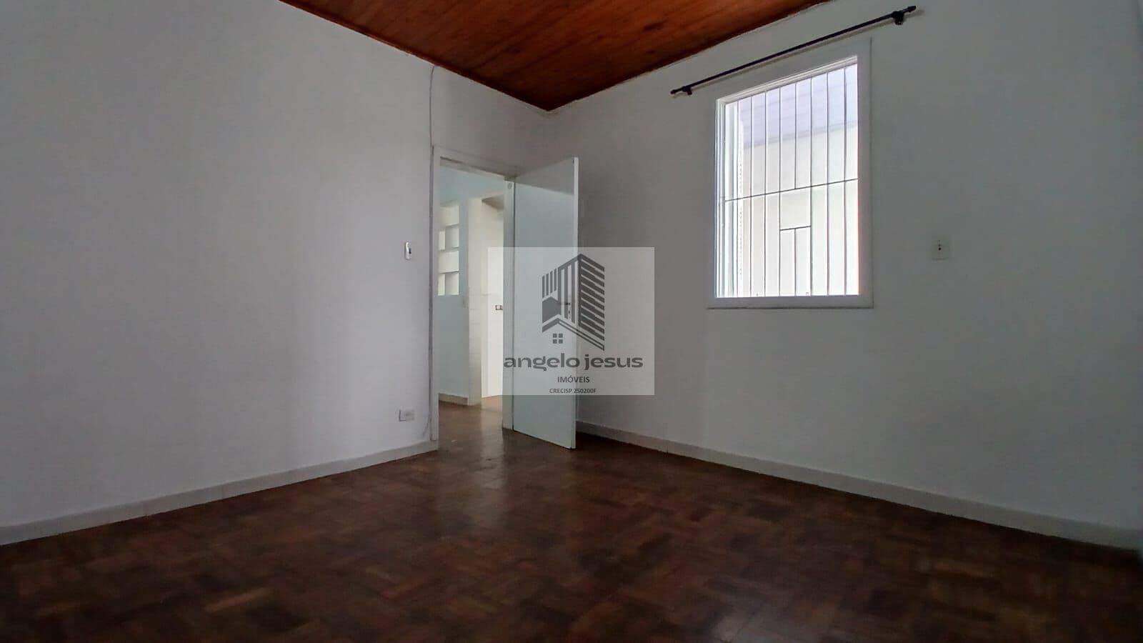 Casa 40m2, 01 Quarto e Cozinha.