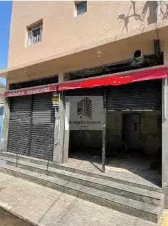 Salão Comercial, 93m².
