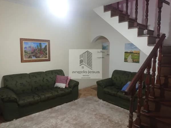 Sobrado Padrão 167m², 03 Dormitórios, 02 Vagas.