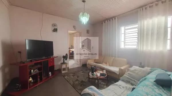 Casa Vila 114m², 03 Dormitórios, 02 Vagas.
