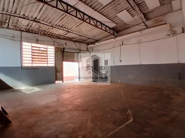 Pavilhão/Galpão Logístico em Vila das Mercês, 75M².
