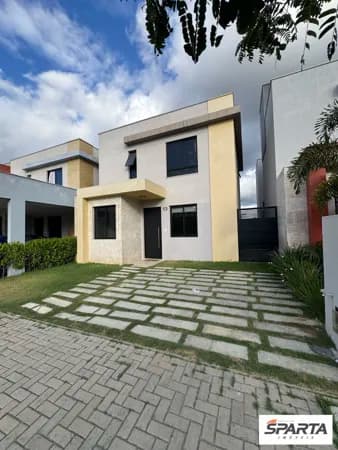 Casa de Condomínio em Feira de Santana - Lagoa Salgada