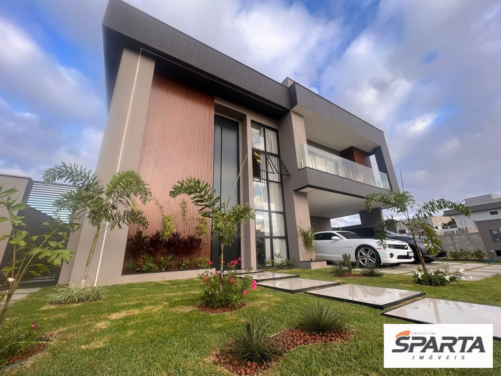 Casa em Feira de Santana - Sim