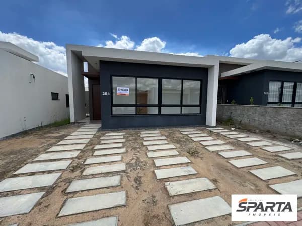 Casa de Condomínio em Feira de Santana - Sim