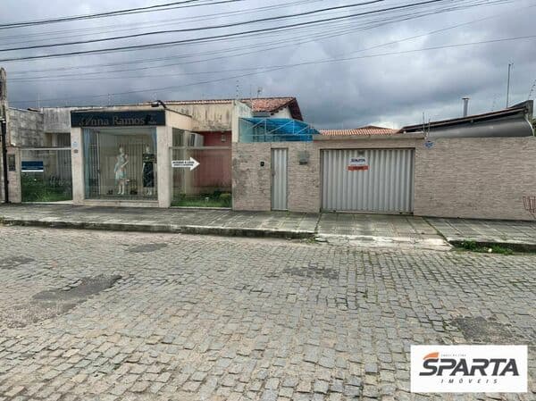 Casa em Feira de Santana - Brasília