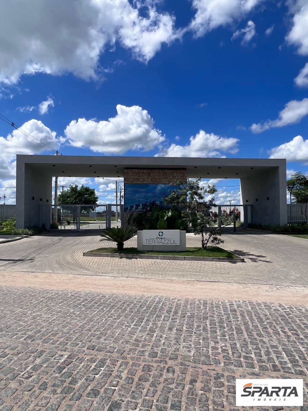 Terreno em Condomínio Sim - Feira de Santana - BA