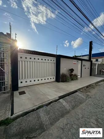 Casa em Feira de Santana - Brasília