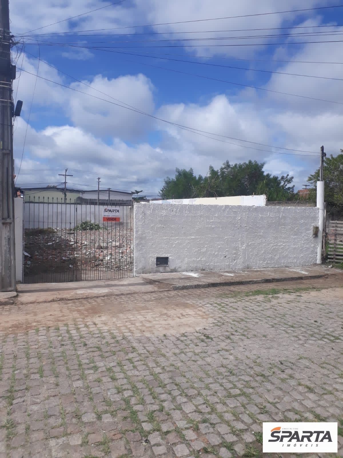 Lote/Terreno em Feira de Santana - Mangabeira