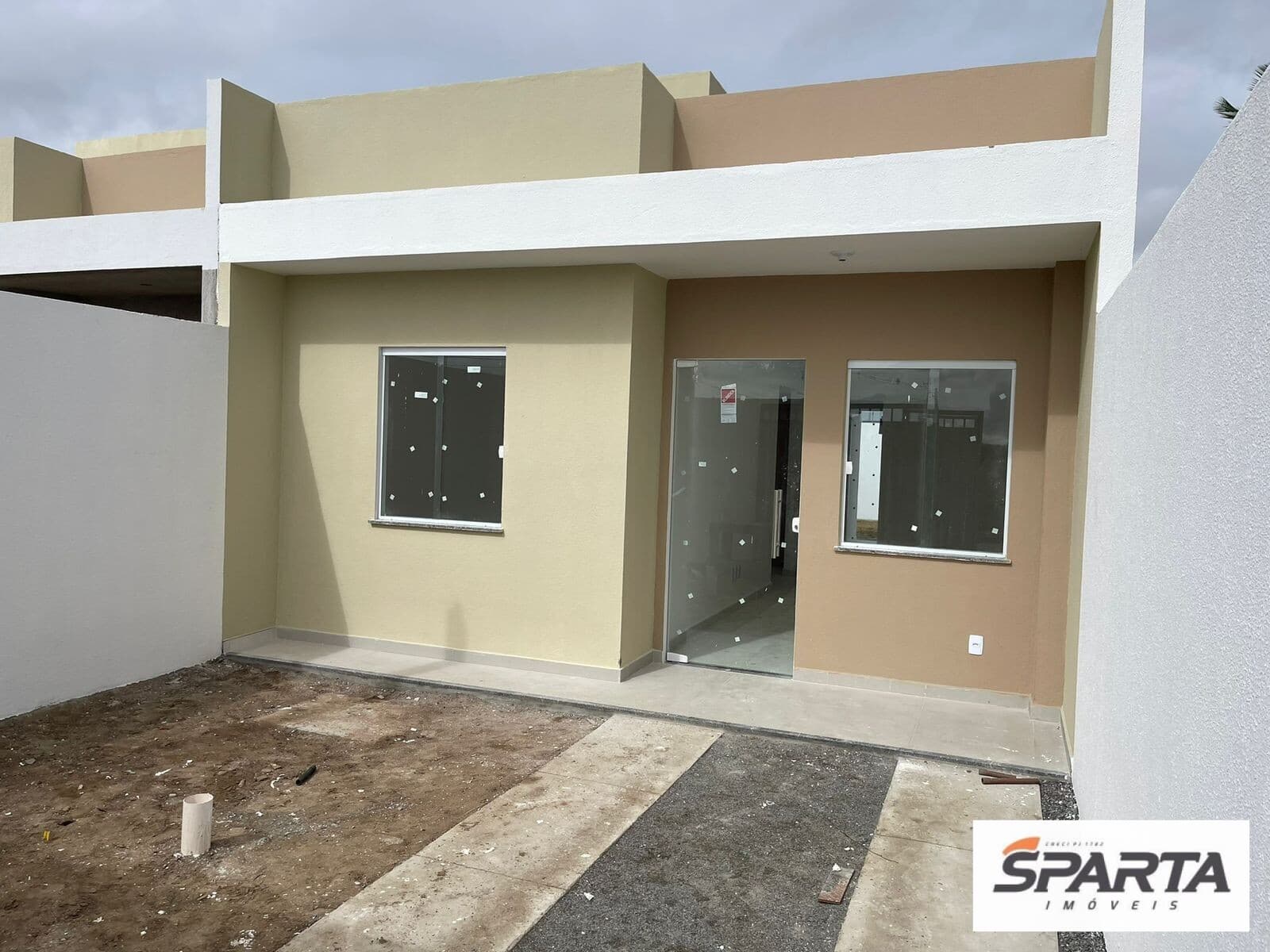 Casa em Feira de Santana - Mangabeira