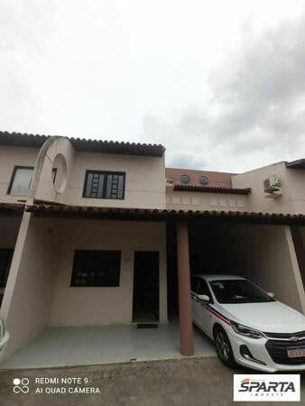 Casa em Condomínio