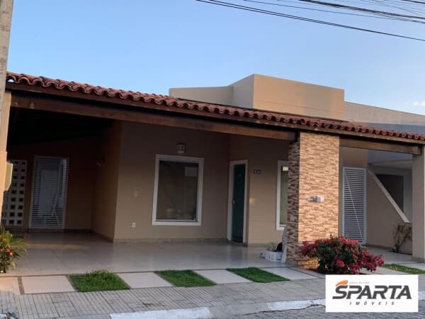 Casa em Condomínio Golden Ville