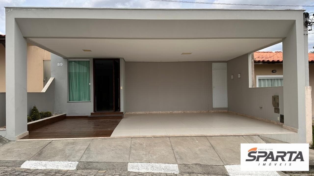 Casa de Condomínio em Feira de Santana - Sim