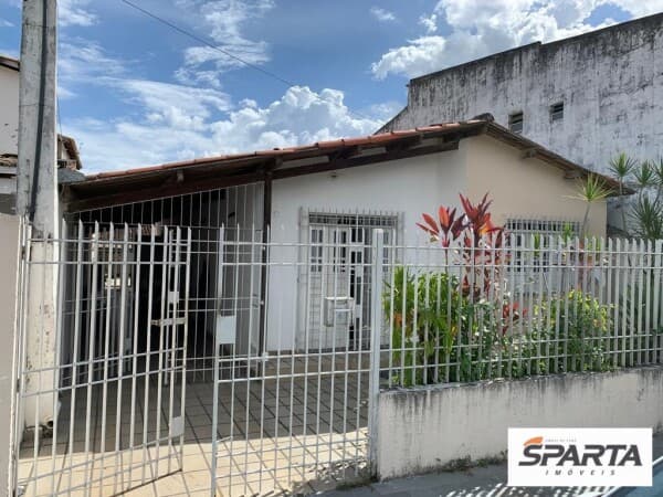 Casa à venda na Santa Mônica