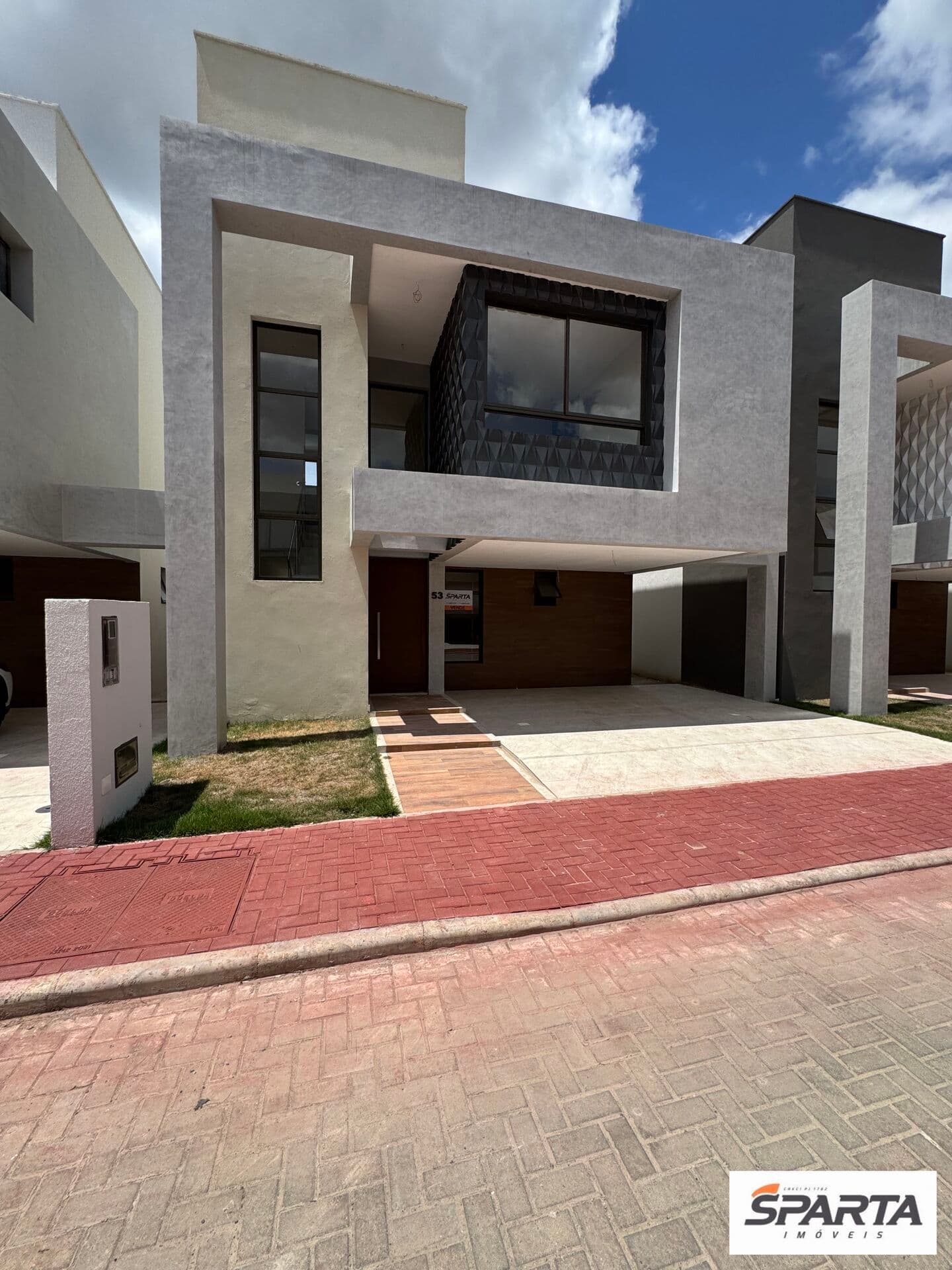 Casa à venda no Resera Evo, bairro Sim - Feira de Santana/BA