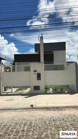 Casa Duplex com terreno 4x26 livre para Gourmet