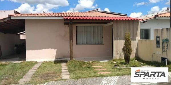 Casa de Condomínio em Feira de Santana - Lagoa Salgada
