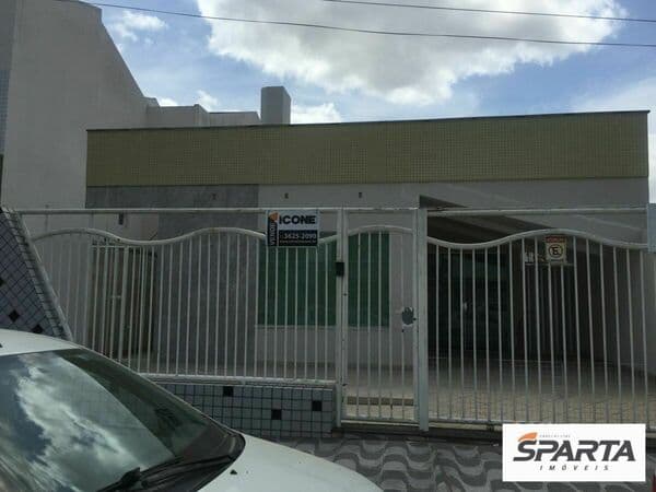 Casa-Padrao-para-Venda-em-Ponto-Central-Feira-de-Santana-BA