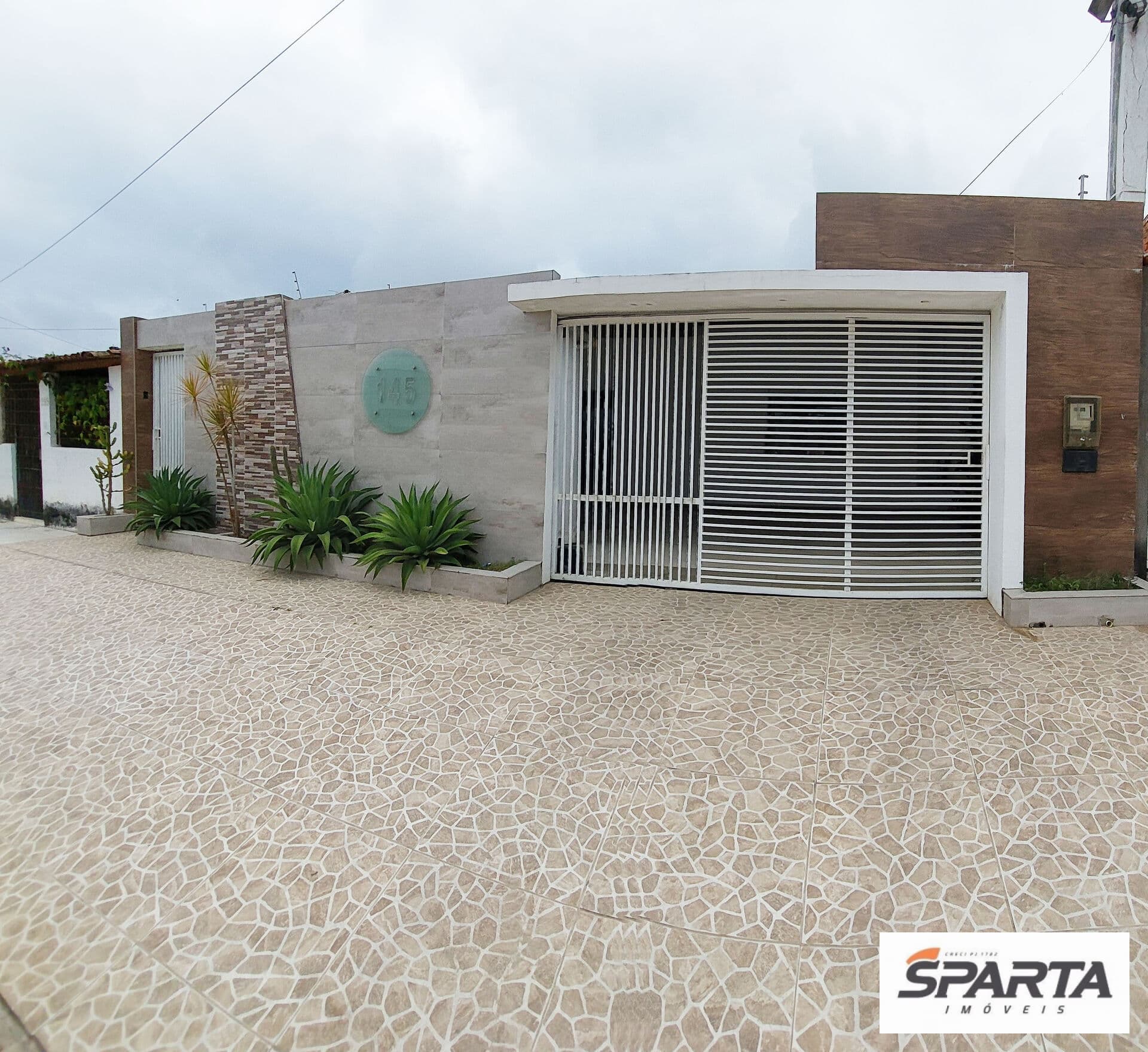 Casa de 3/4 todos com suíte no Tomba