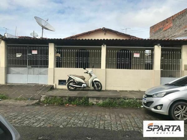 Casa em Feira de Santana - Cidade Nova
