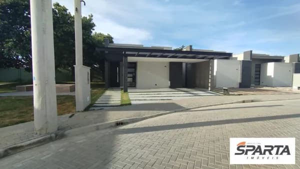 Casa de Condomínio em Feira de Santana - Sim