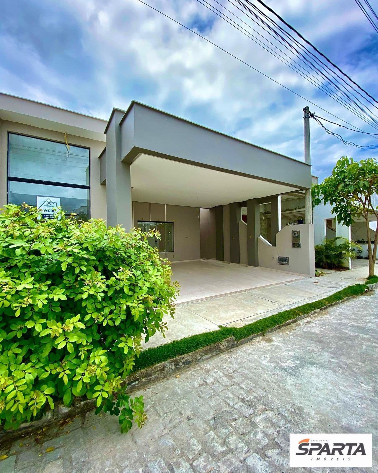 Casa de Condomínio em Feira de Santana - Sim