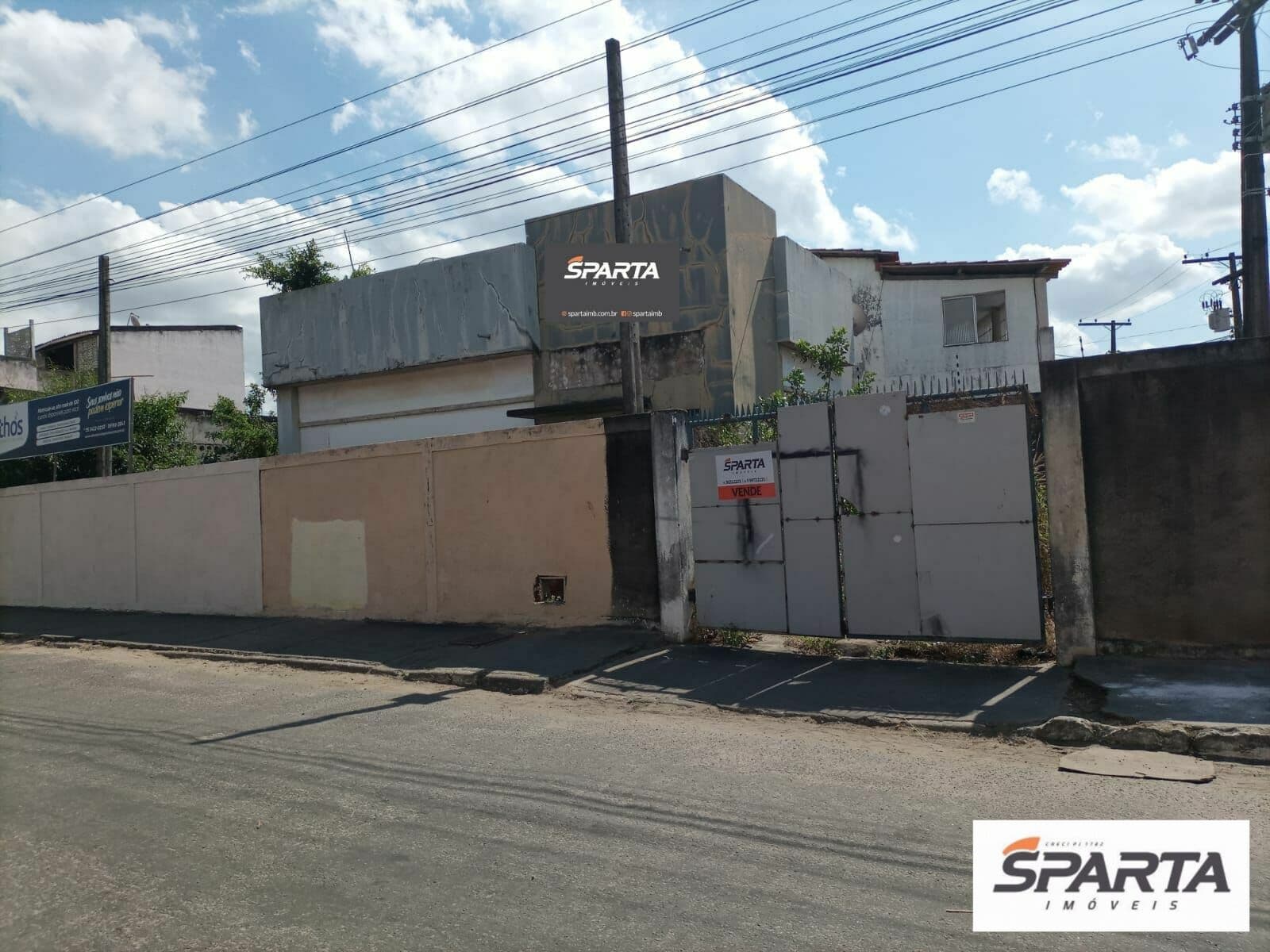 Lote/Terreno em Feira de Santana - Jardim Cruzeiro