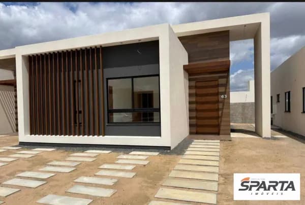 Casa de Condomínio em Feira de Santana - Registro