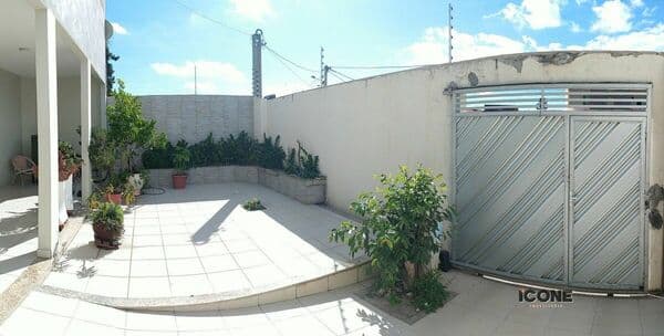 Casa-Alto-Padrao-para-Venda-em-Cidade-Nova-Feira-de-Santana-BA