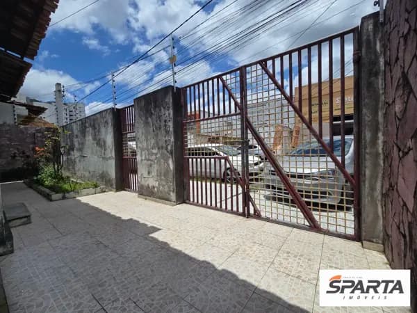 Casa em Feira de Santana - Centro