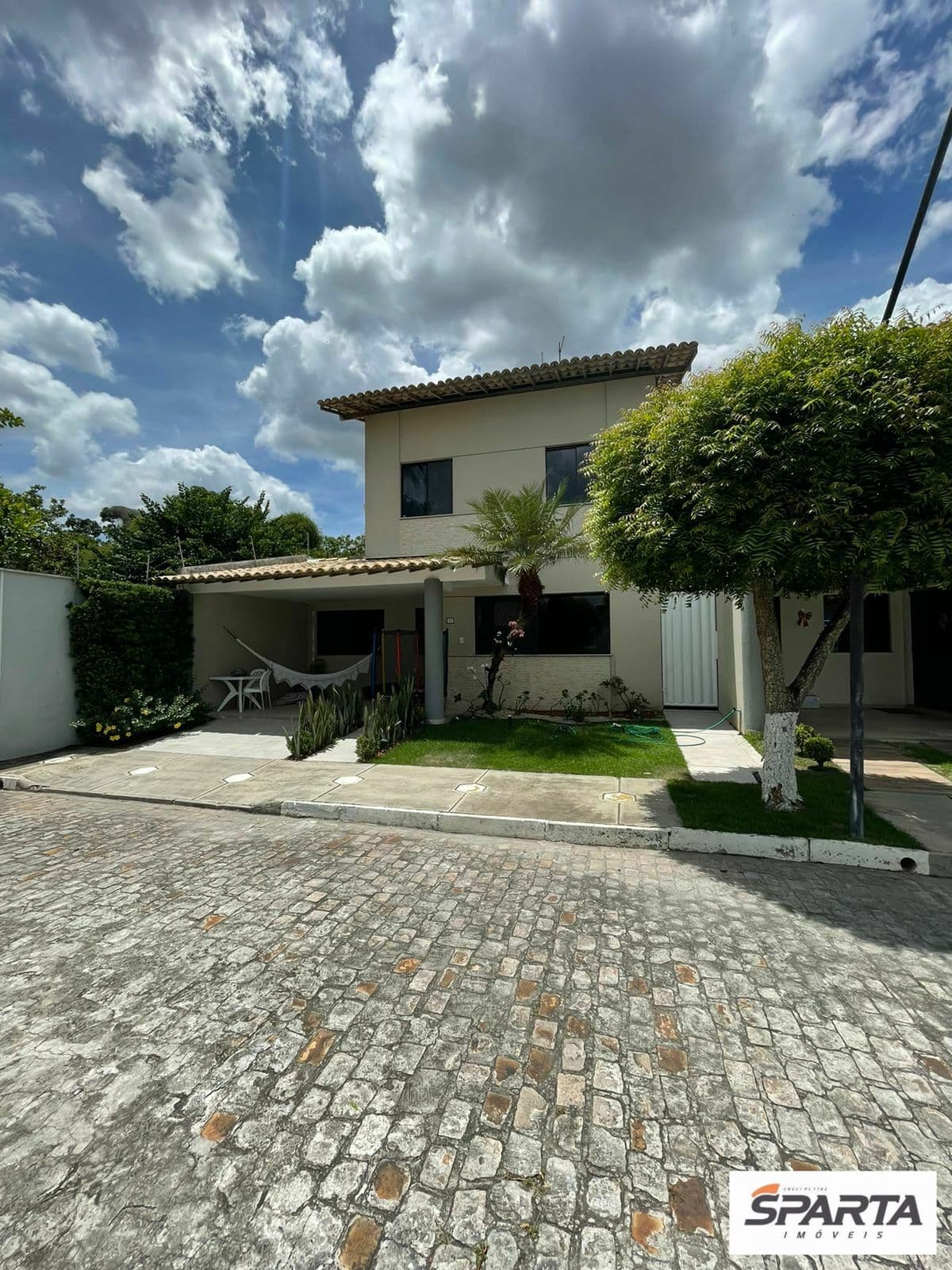 Casa em Feira de Santana - Jomafa
