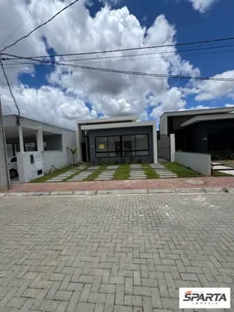 Casa de Condomínio em Feira de Santana - Sim