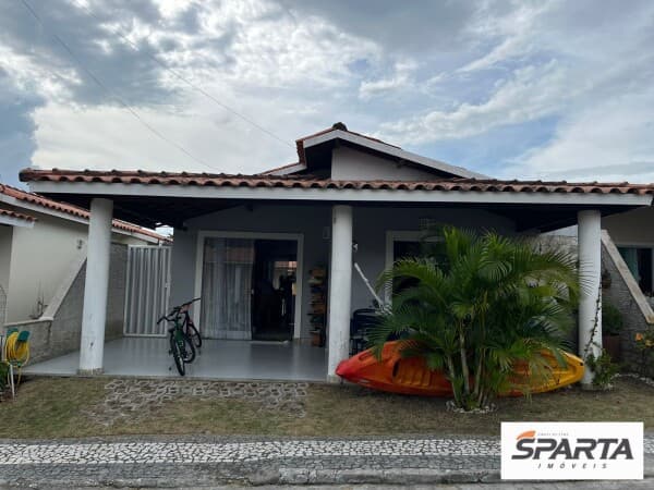 Casa de Condomínio em Feira de Santana - Pedra do Descanso