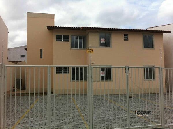 Apartamento-Padrao-para-Venda-em-Tomba-Feira-de-Santana-BA