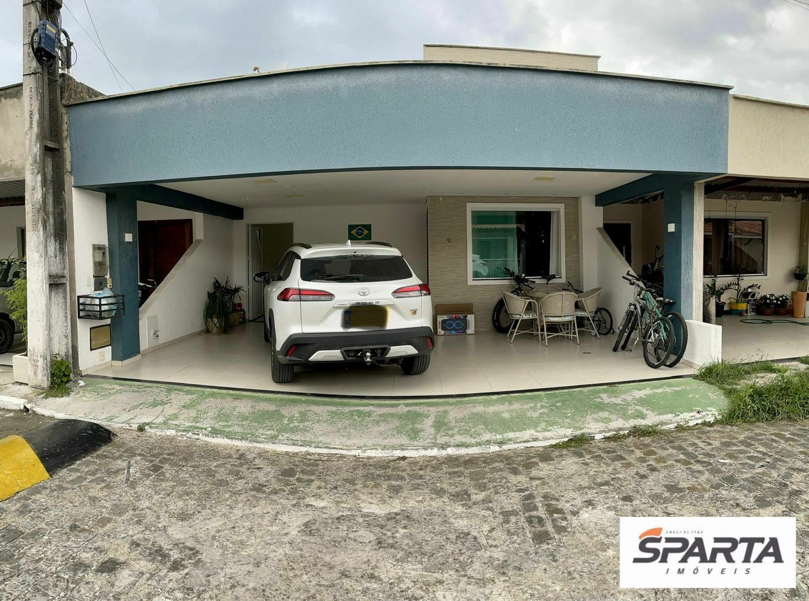 Casa de Condomínio em Feira de Santana - Parque Ipê