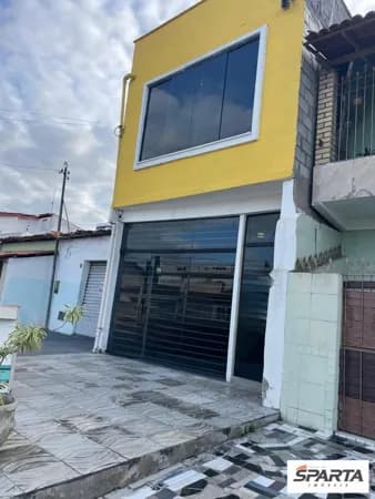 Prédio/Edifício Inteiro em Feira de Santana - Ponto Central