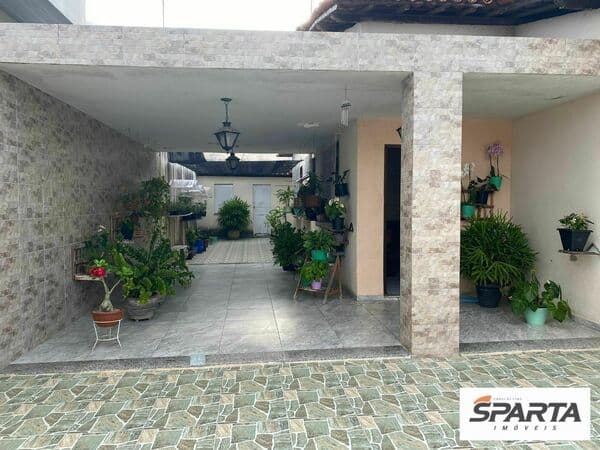 Casa em Feira de Santana - Santa Mônica
