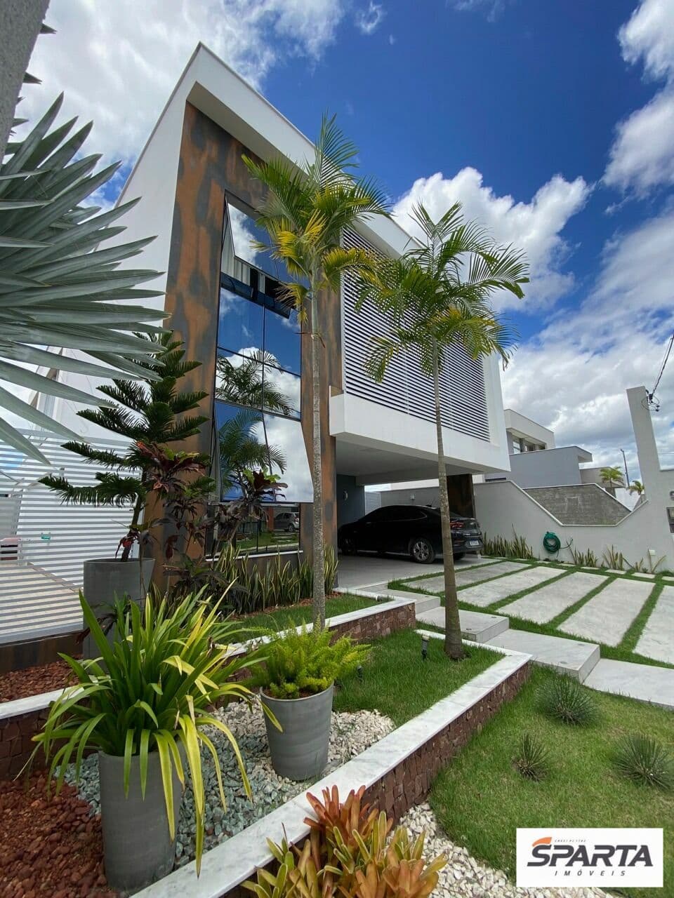 Casa em Feira de Santana - Papagaio