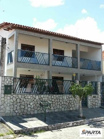 Casa em Feira de Santana - Calumbi