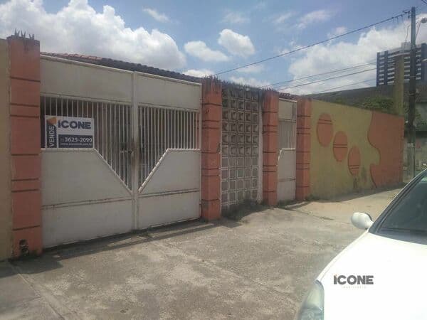 Casa-Terrea-para-Venda-em-Santa-Monica-Feira-de-Santana-BA