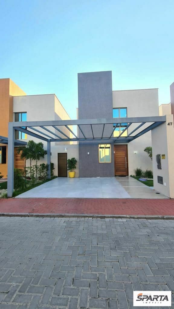 Casa de Condomínio em Feira de Santana - Sim