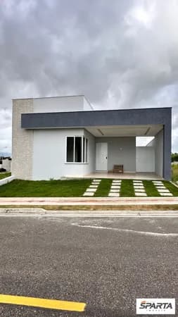 Casa de Condomínio em Feira de Santana - Nova Esperança