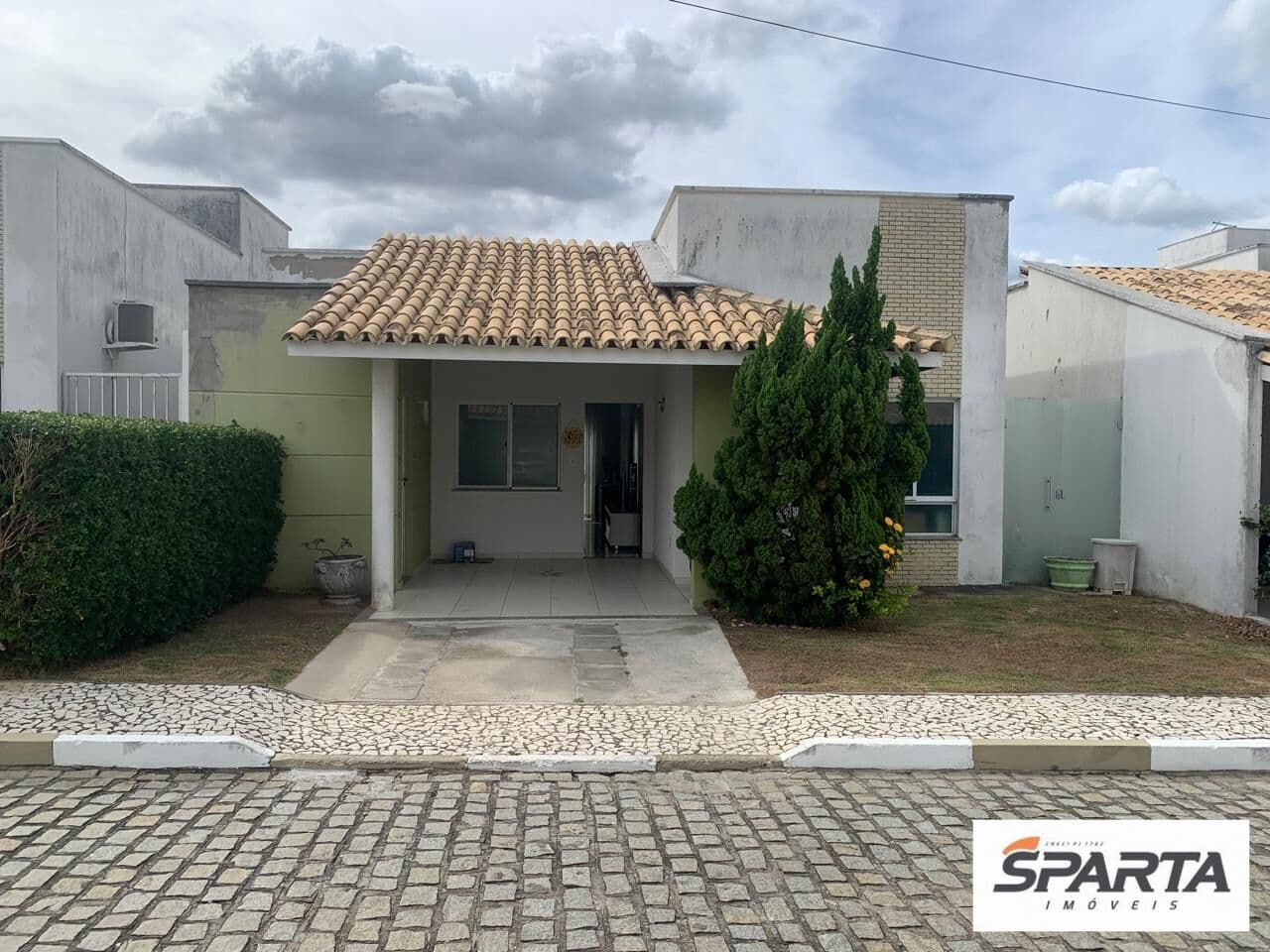 Casa em Feira de Santana - Sim