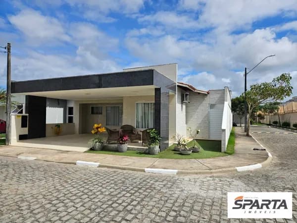 Casa em Feira de Santana - Sim
