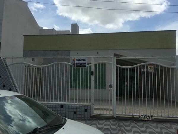 Casa-Padrao-para-Aluguel-em-Ponto-Central-Feira-de-Santana-BA