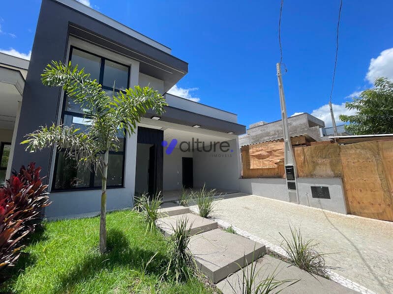 Casa de Condomínio em Paulínia - Vila Monte Alegre