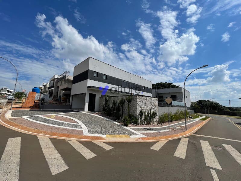 Casa de Condomínio em Paulínia - Parque Brasil 500